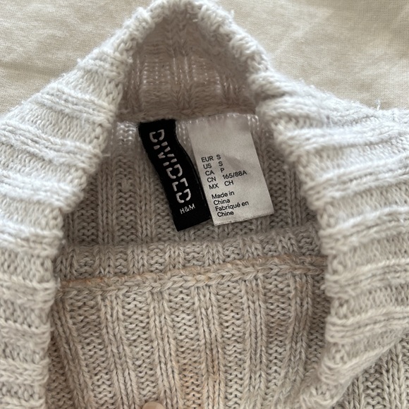 Sweater - Picture 2 of 2